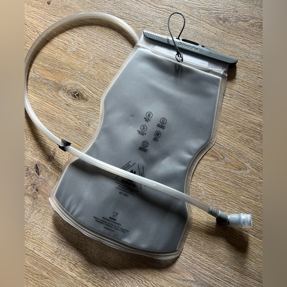 Nathan brand hydration bladder brand new - Picture 2 of 4